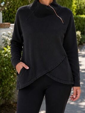 Earth Yoga Soft Sweatshirt